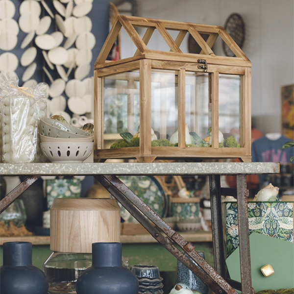 Canoyer Garden Center Brands